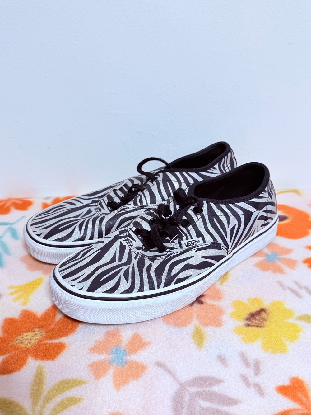 Vans Zebra Print Canvas Sneakers - Black & White sz 9